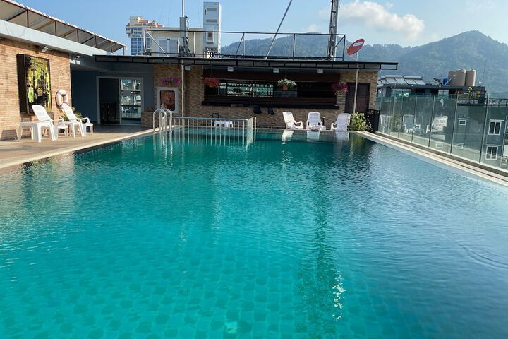 Pool 79 of 95
