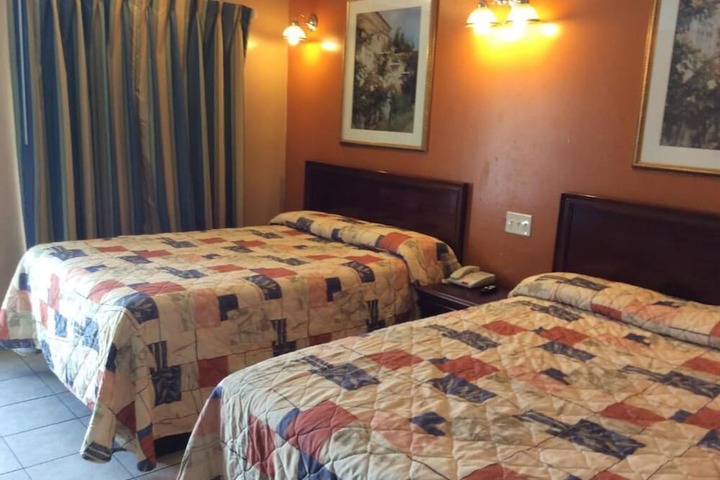 Room 17 of 20