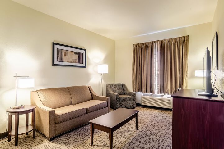 Room 21 of 61