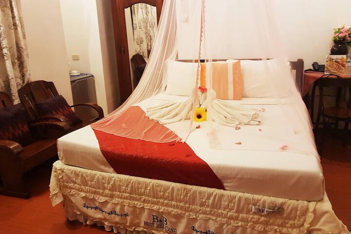 Room 7 of 141