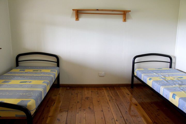 Room 5 of 28