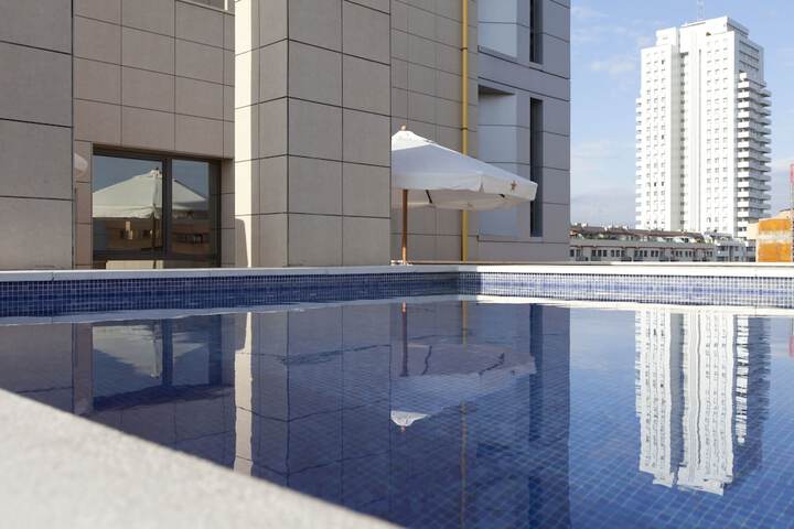 Pool Hotel