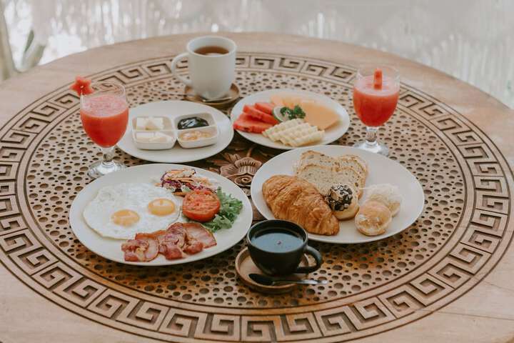 Breakfast/Coffee Service 17 of 23