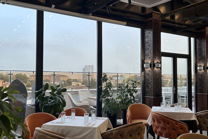 Dining 43 of 60