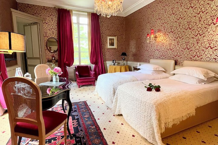 Room 15 of 46
