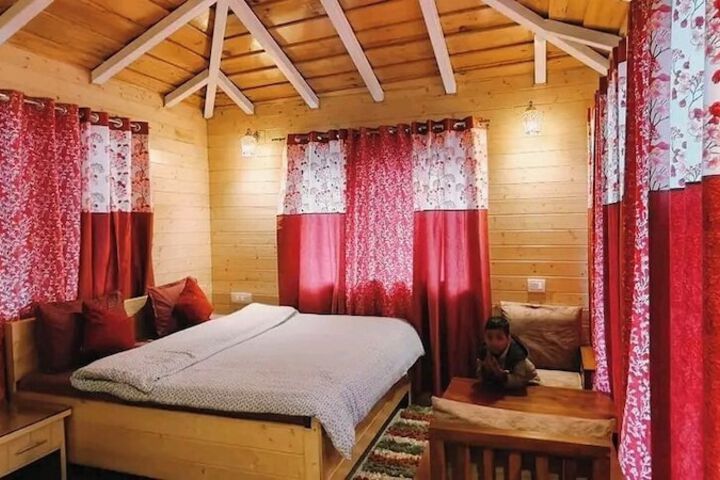 Room 5 of 19