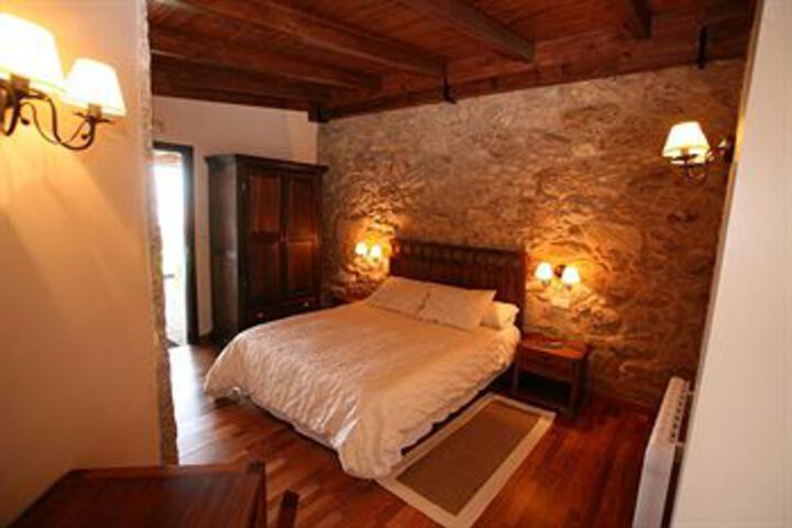 Room 12 of 35