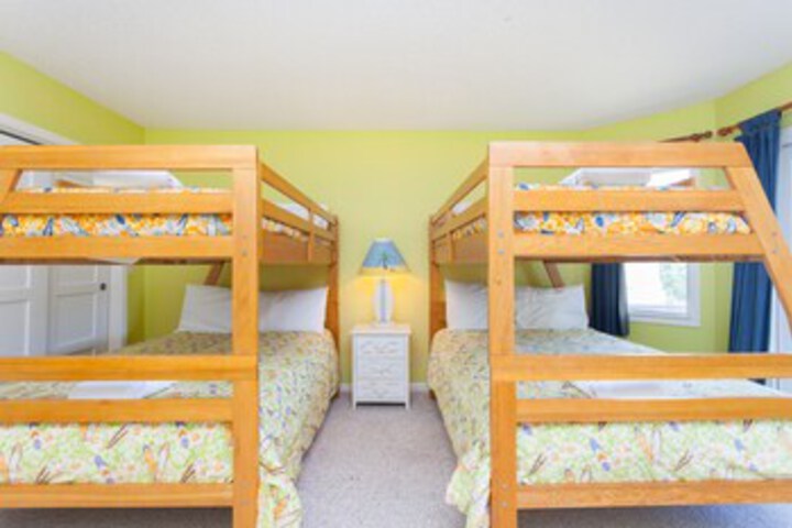 Room 42 of 60