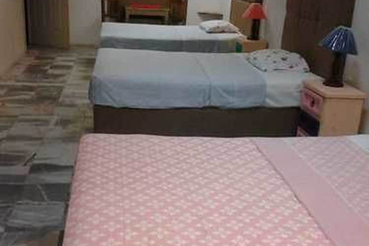 Room 11 of 47