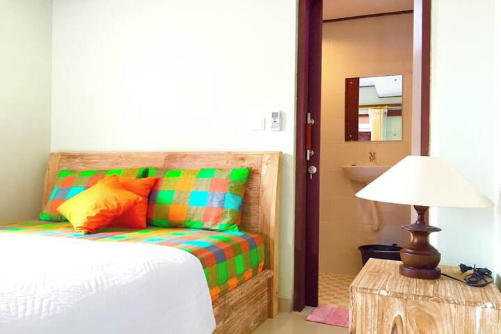 Room 8 of 54