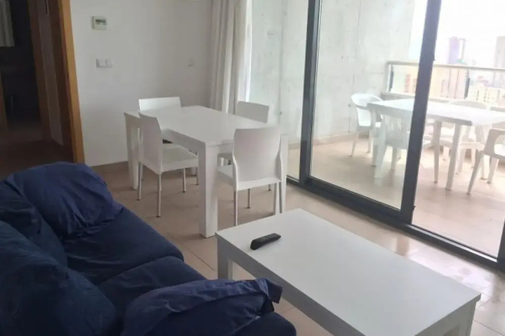 Room 4 of 13