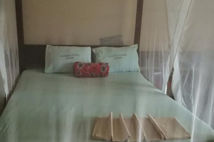 Room 6 of 21