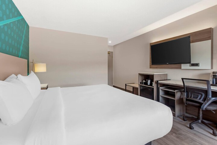 Room 7 of 20
