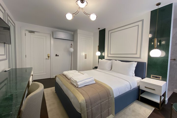 Room 21 of 86