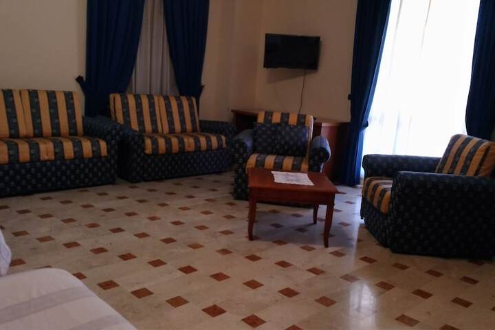 Room 6 of 54