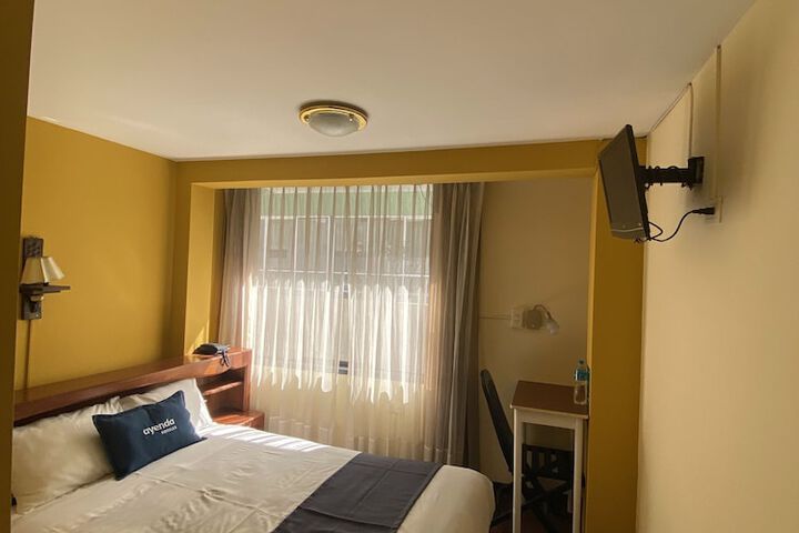 Room 20 of 64
