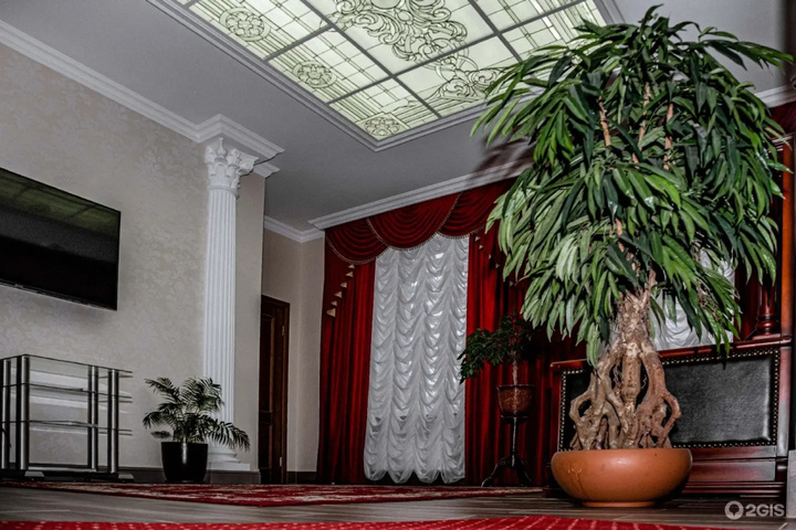 HOTEL PARTKOM