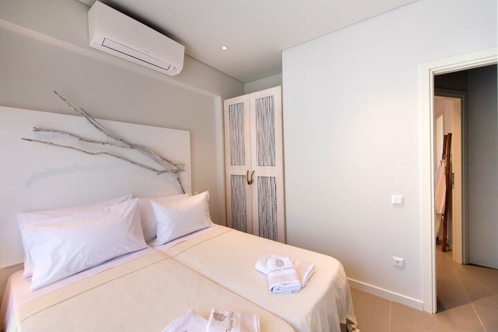 Room 7 of 191