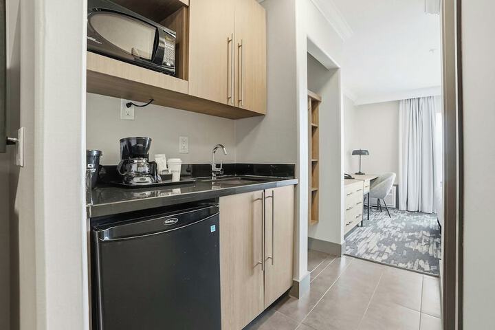 Private kitchenette