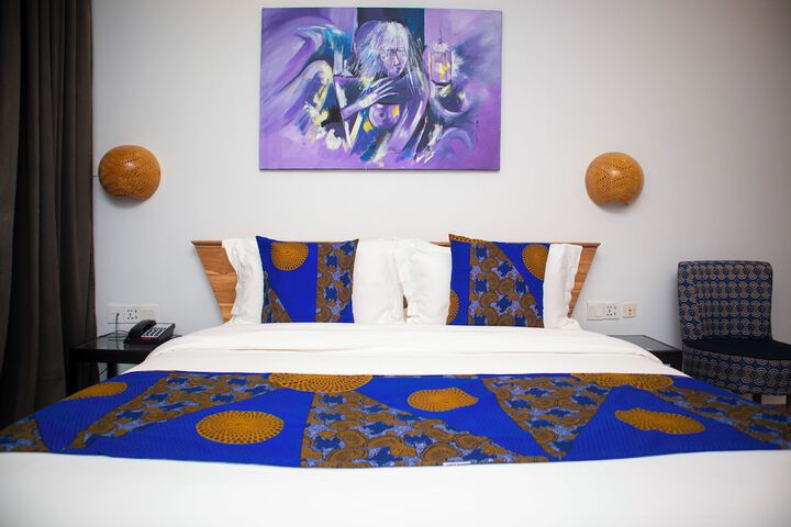 Room 19 of 73