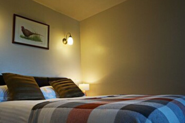 Room 25 of 98