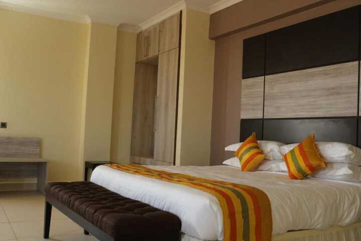 Room 6 of 22
