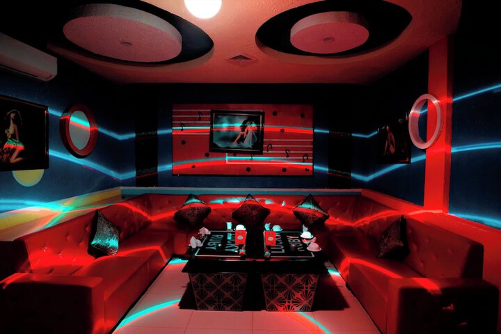Room 40 of 65