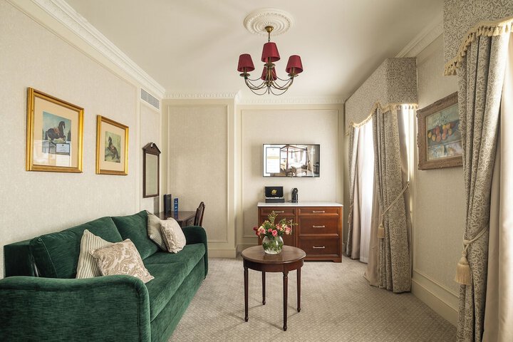 Room 61 of 97