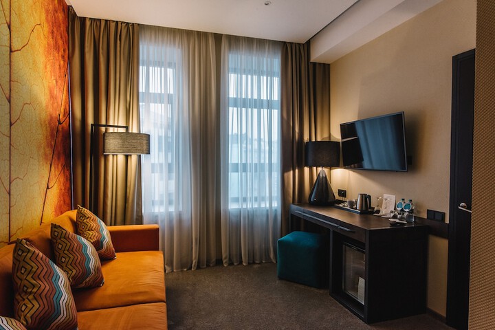 Room 50 of 112