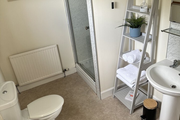 Room 25 of 58