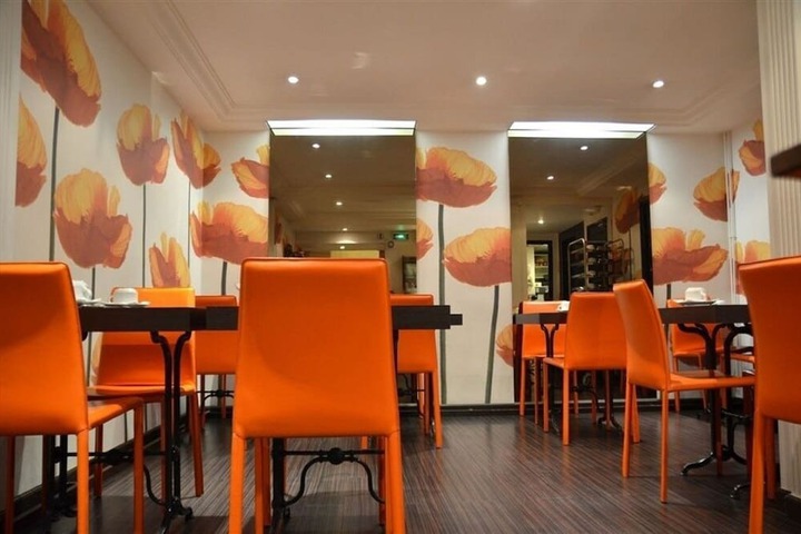 Dining 62 of 85