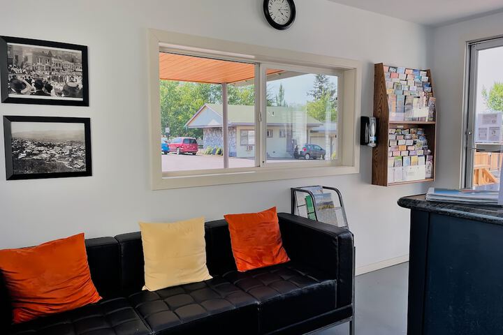 Entrance & Lobby