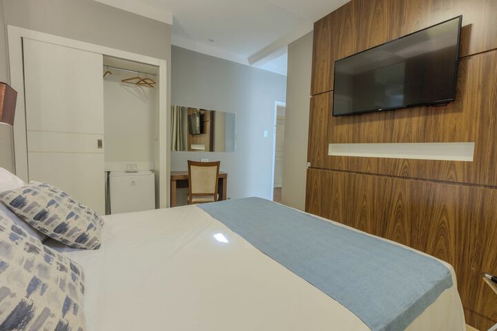 Room 41 of 175