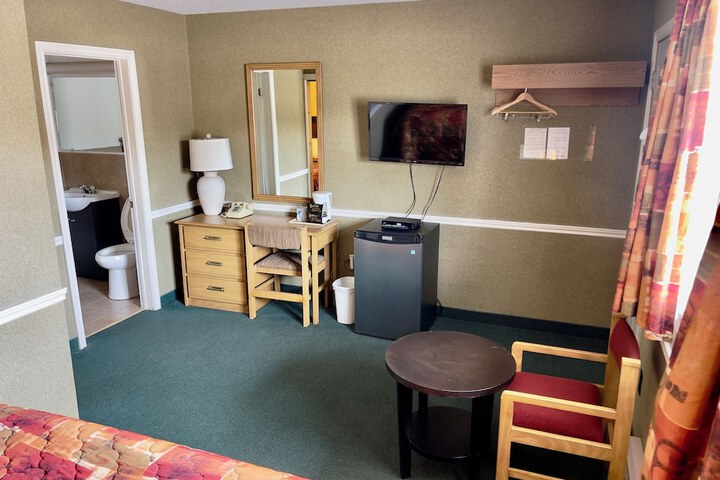 Room 17 of 31