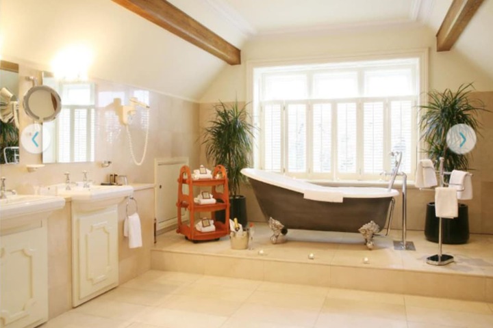 Bath Interior
