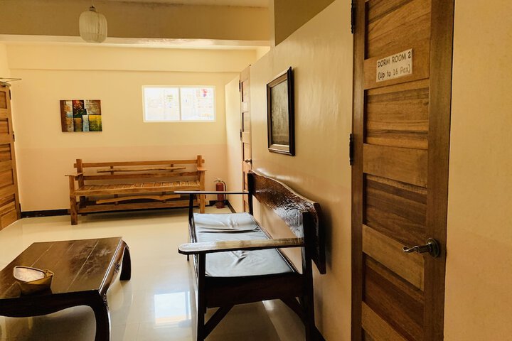 Room 62 of 238