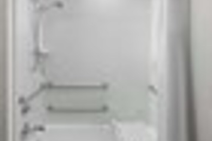 Room 80 of 153