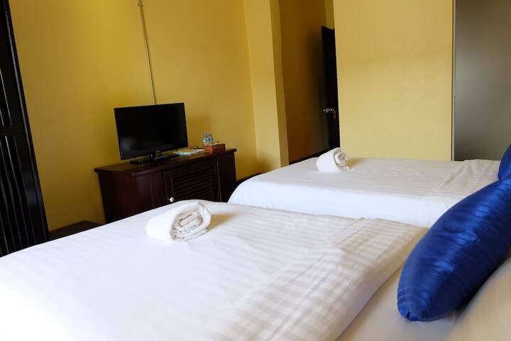 Room 21 of 57