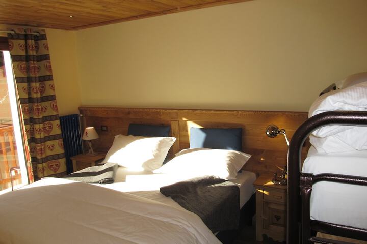 Room 20 of 121