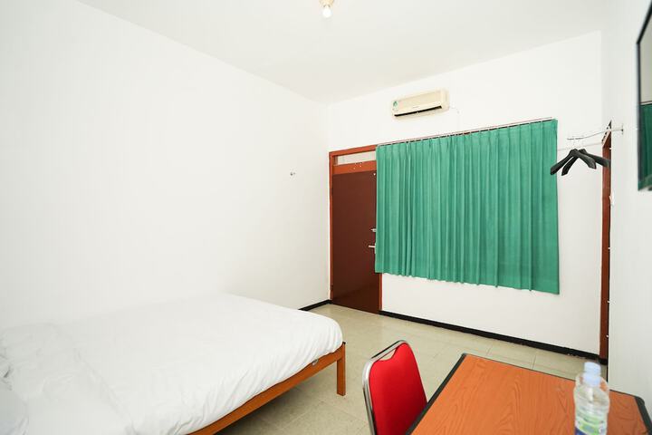 Room 10 of 45