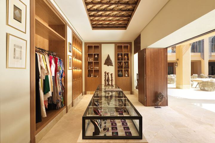 Hotel Interior 125 of 158