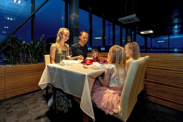 Dining 61 of 67
