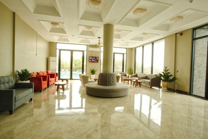 Hotel 2 of 145