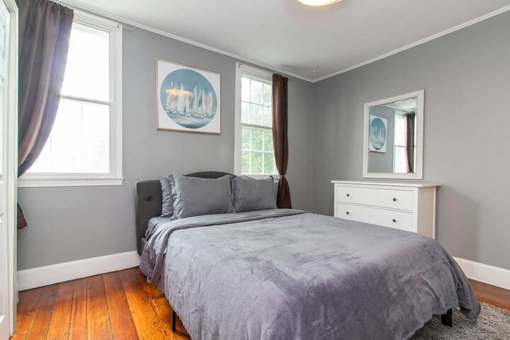 Room 5 of 31