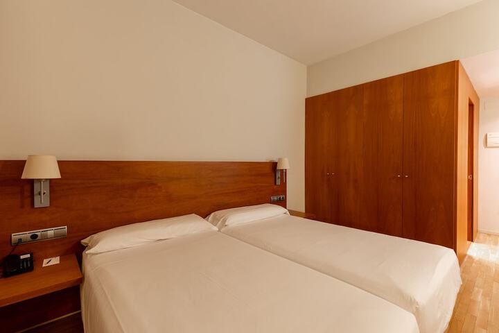 Room 15 of 75