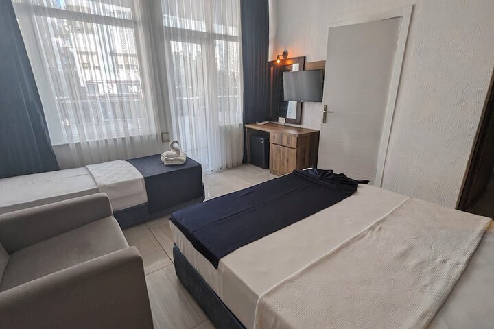 Room 15 of 20