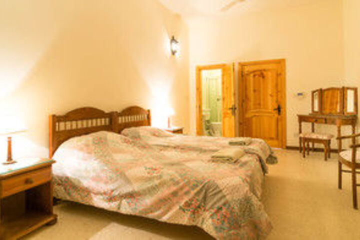 Room 43 of 80