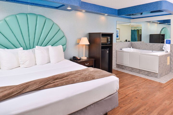 1 King Bed (41 of 55)