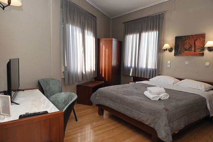 Room 13 of 50