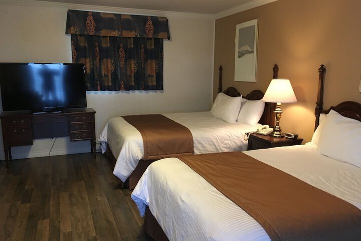 Room 9 of 118